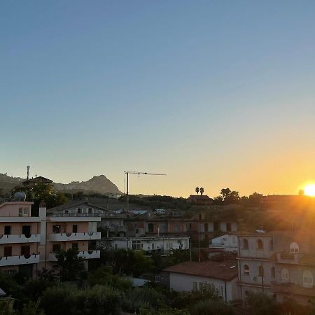 Pipa'S Suntrap Apartamento Taormina Exterior foto